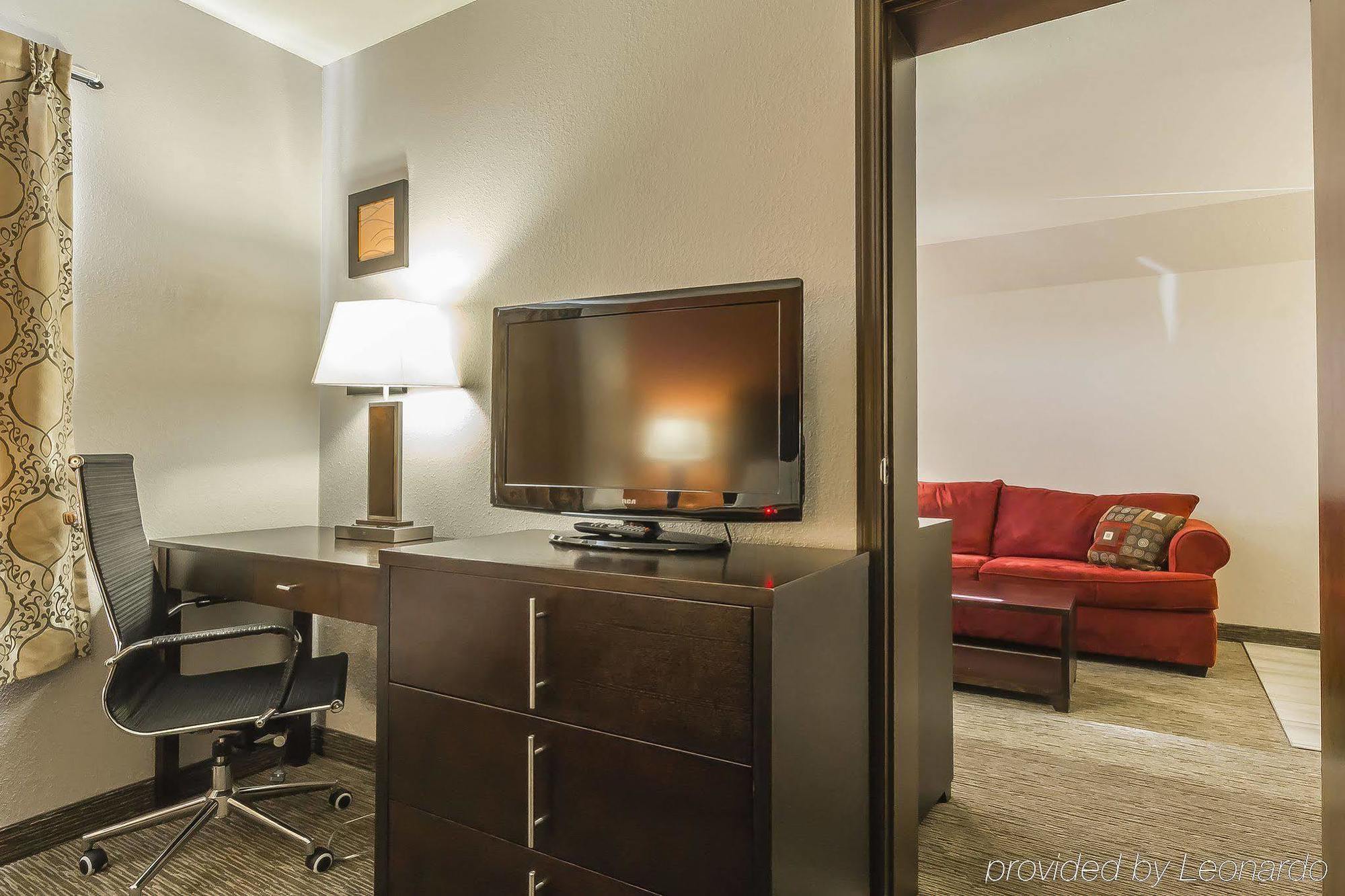 Hotel Comfort & 3*